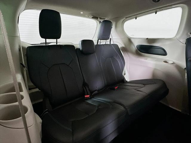 2021 Chrysler Pacifica Touring L AWD