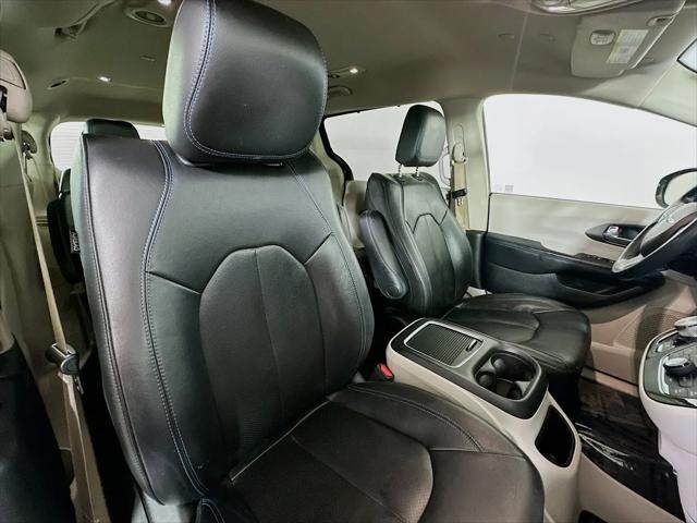 2021 Chrysler Pacifica Touring L AWD