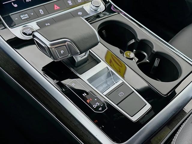 2025 Audi Q7 Premium 45 TFSI quattro Tiptronic