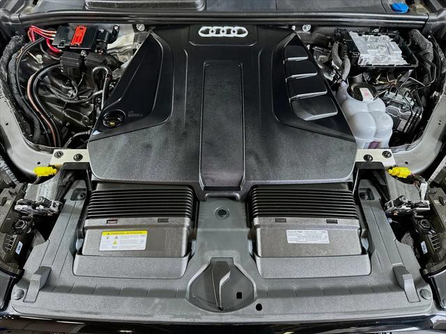 2025 Audi Q7 Premium 45 TFSI quattro Tiptronic