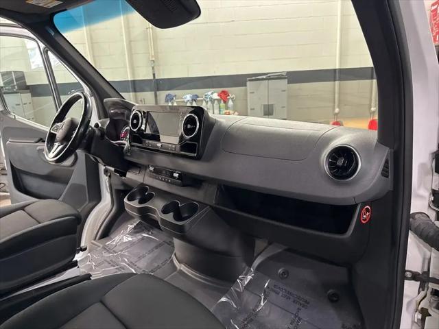 2021 Mercedes-Benz Sprinter 2500 Standard Roof I4