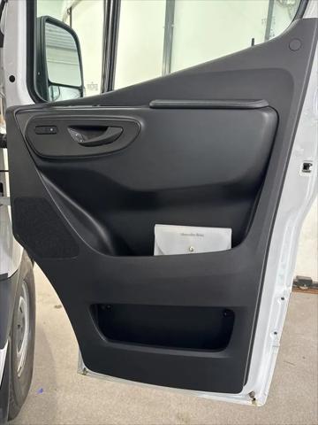 2021 Mercedes-Benz Sprinter 2500 Standard Roof I4
