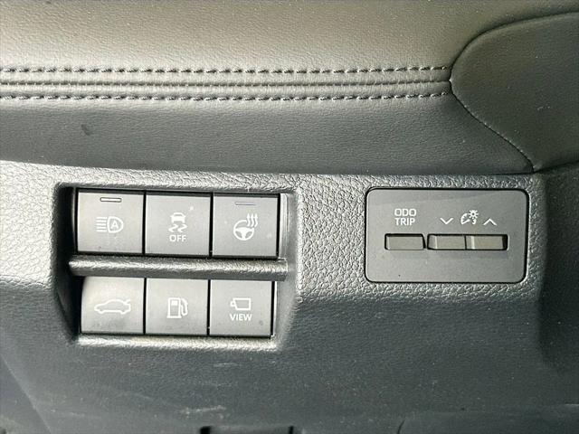 2021 Toyota Avalon Limited Hybrid