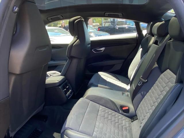 2022 Audi e-tron GT Premium Plus quattro