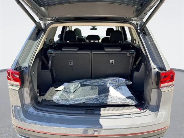 2026 Volkswagen Atlas SE with Technology