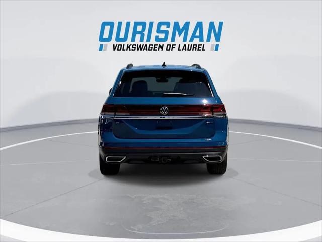 2026 Volkswagen Atlas SE with Technology