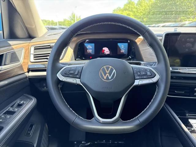 2026 Volkswagen Atlas SE with Technology