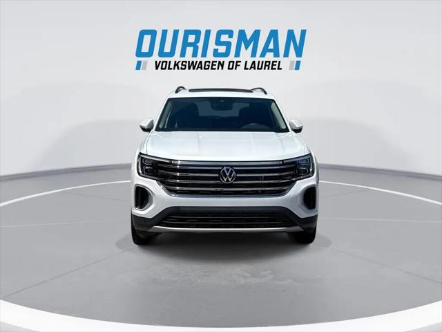 2026 Volkswagen Atlas SE with Technology