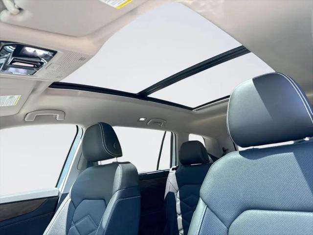 2026 Volkswagen Atlas SE with Technology
