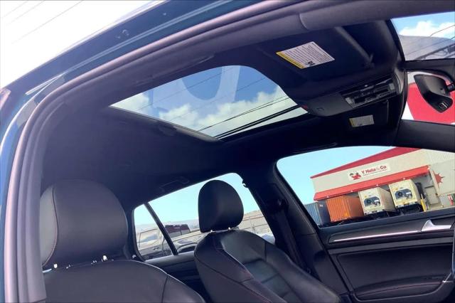 2019 Volkswagen Golf GTI 2.0T SE