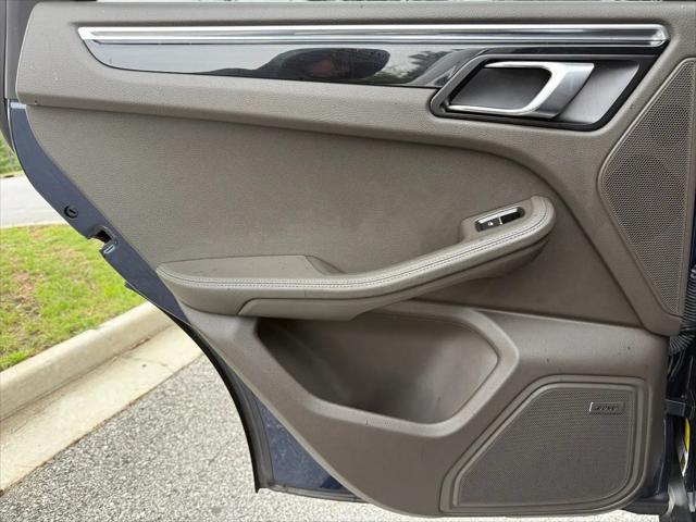 2015 Porsche Macan S