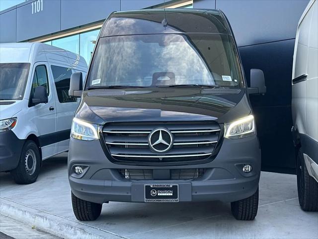 2025 Mercedes-Benz Sprinter 2500 Standard Roof 4-Cyl Diesel HO Select