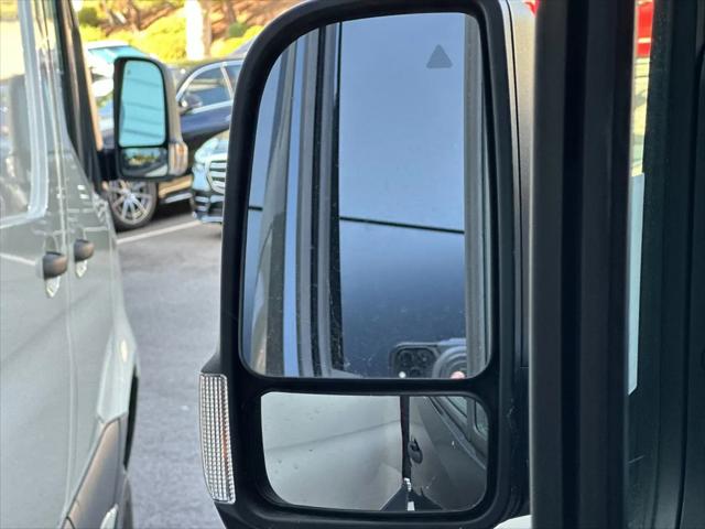 2025 Mercedes-Benz Sprinter 2500 Standard Roof 4-Cyl Diesel HO Select