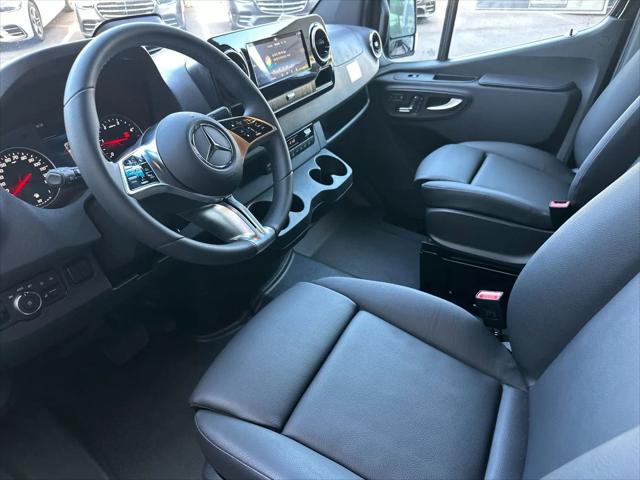2025 Mercedes-Benz Sprinter 2500 Standard Roof 4-Cyl Diesel HO Select