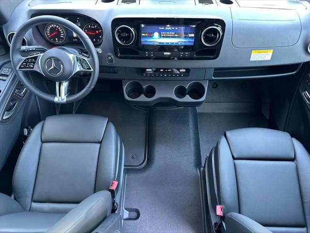 2025 Mercedes-Benz Sprinter 2500 Standard Roof 4-Cyl Diesel HO Select