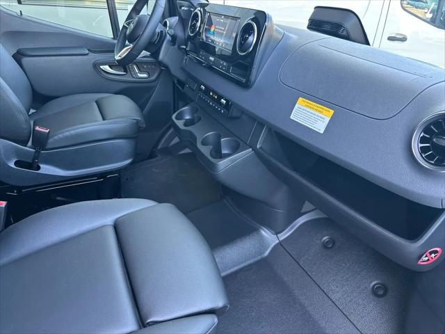 2025 Mercedes-Benz Sprinter 2500 Standard Roof 4-Cyl Diesel HO Select