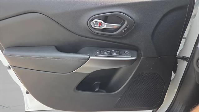 2020 Jeep Cherokee Limited FWD
