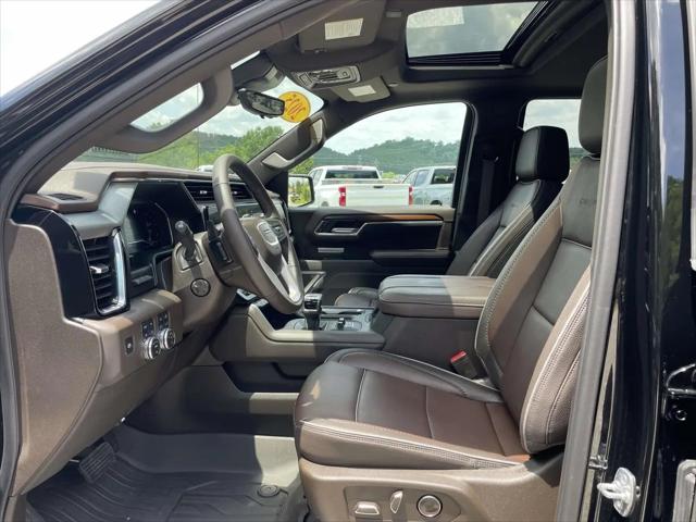 2025 GMC Sierra 1500 4WD Crew Cab Short Box Denali