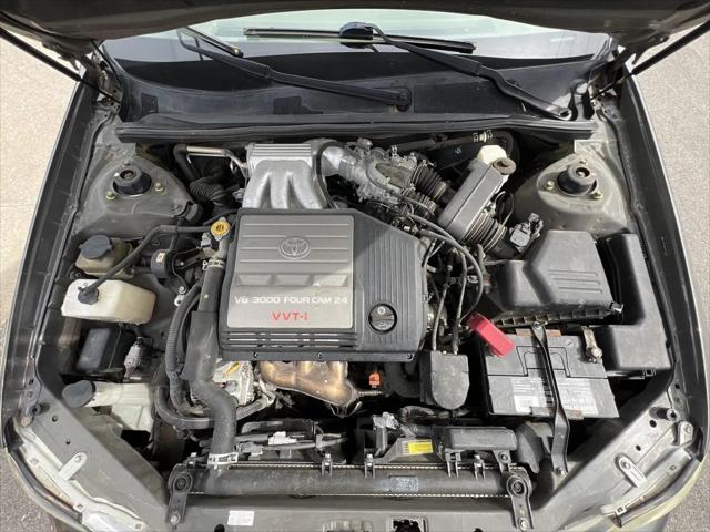 2004 Toyota Avalon XL