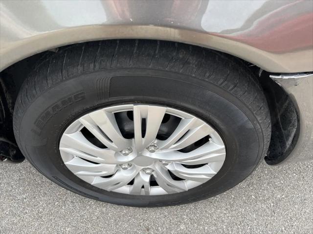2004 Toyota Avalon XL