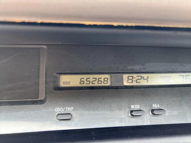 2004 Toyota Avalon XL