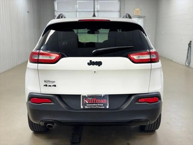2016 Jeep Cherokee Altitude