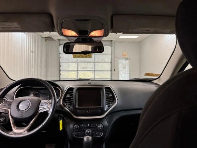 2016 Jeep Cherokee Altitude