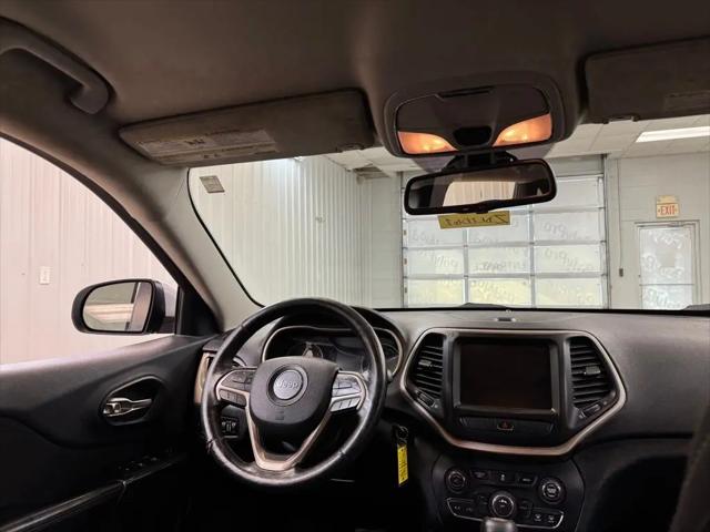 2016 Jeep Cherokee Altitude