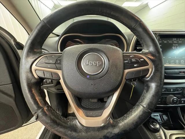 2016 Jeep Cherokee Altitude