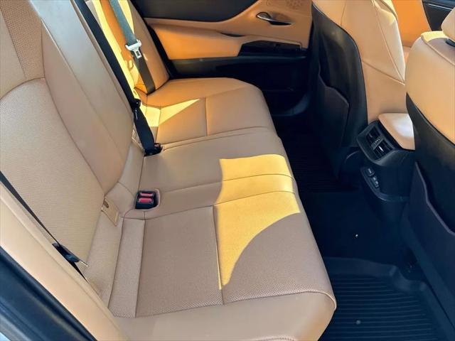 2023 Lexus ES 300h ES 300h