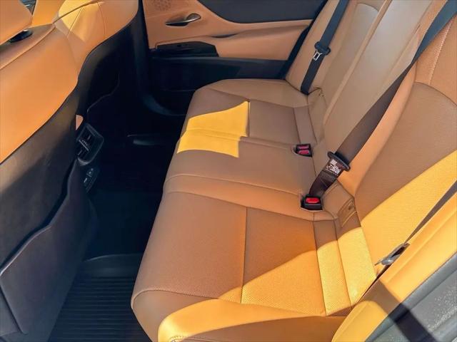 2023 Lexus ES 300h ES 300h