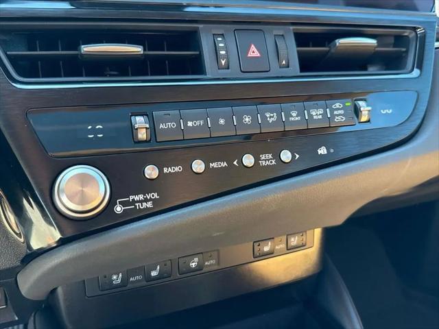2023 Lexus ES 300h ES 300h