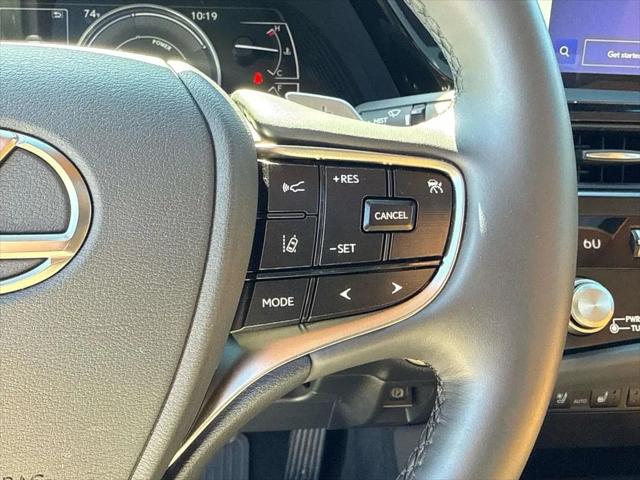 2023 Lexus ES 300h ES 300h