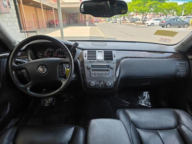 2011 Cadillac DTS Standard
