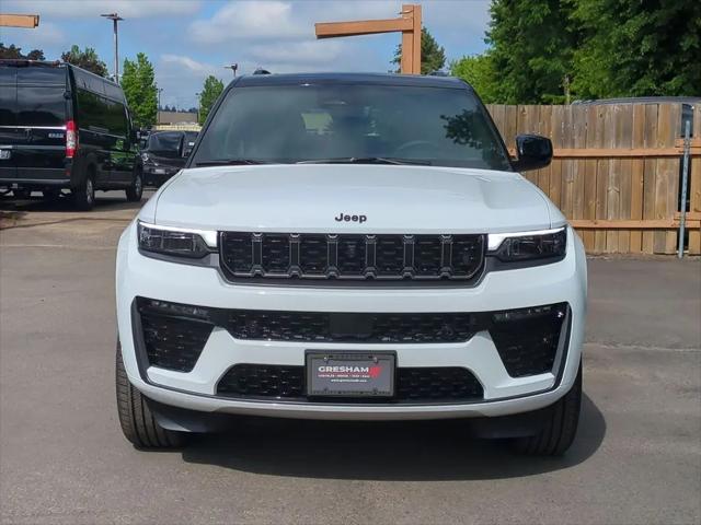 2026 Jeep Grand Cherokee Summit 4x4