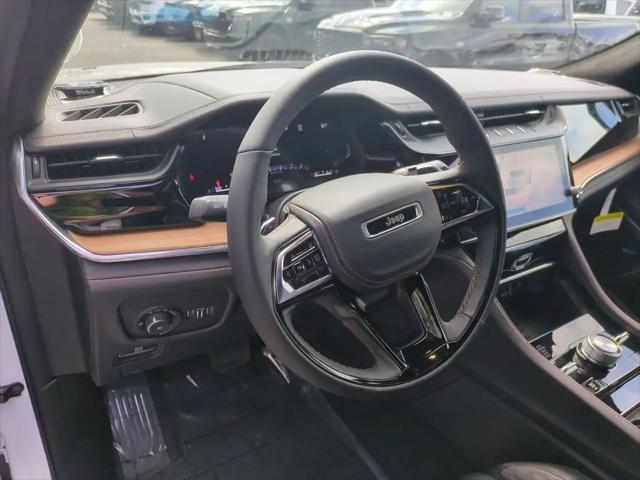2026 Jeep Grand Cherokee Summit 4x4