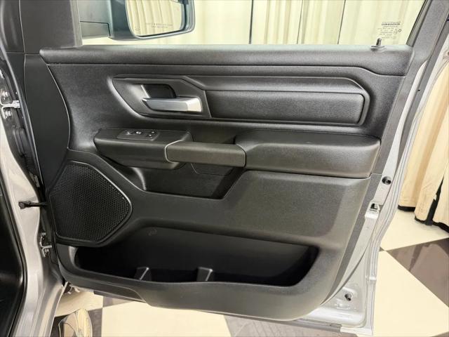 2020 Ram 1500 Tradesman Crew Cab 4x4 5'7" Box