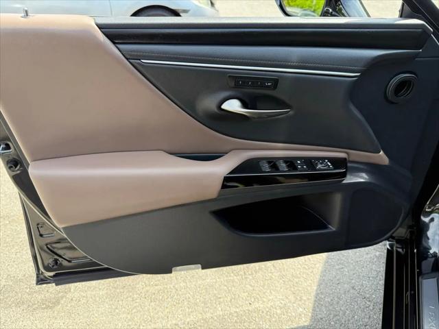 2025 Lexus ES 350 ES 350