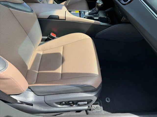 2025 Lexus ES 350 ES 350