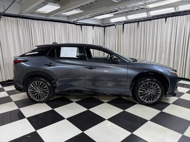 2023 Lexus RZ 450e Luxury