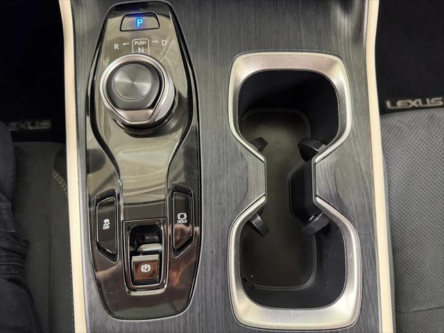 2023 Lexus RZ 450e Luxury