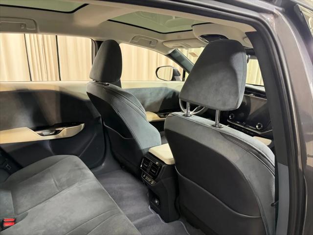 2023 Lexus RZ 450e Luxury