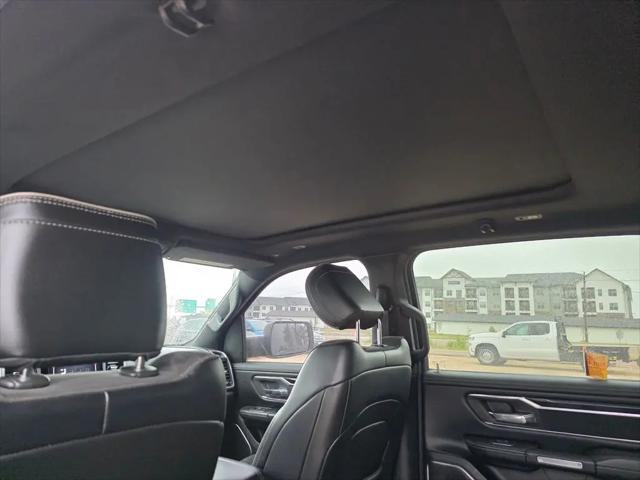 2019 Ram 1500 Laramie Crew Cab 4x4 6'4" Box