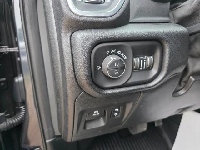 2019 Ram 1500 Laramie Crew Cab 4x4 6'4" Box