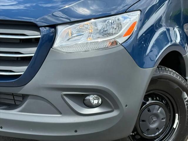 2025 Mercedes-Benz Sprinter 2500 High Roof 4-Cyl Diesel HO
