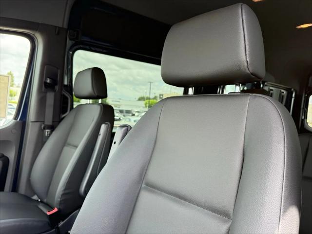 2025 Mercedes-Benz Sprinter 2500 High Roof 4-Cyl Diesel HO