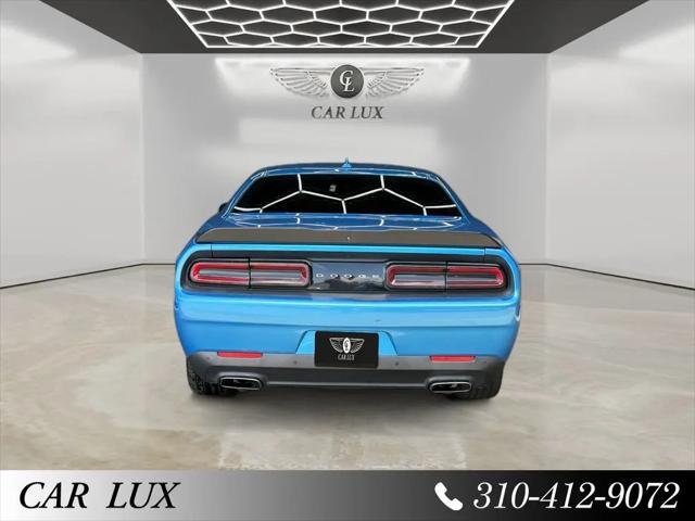 2016 Dodge Challenger SXT Plus