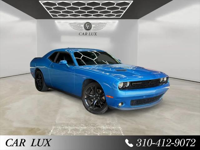 2016 Dodge Challenger SXT Plus