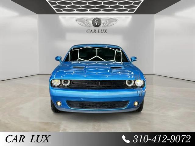 2016 Dodge Challenger SXT Plus