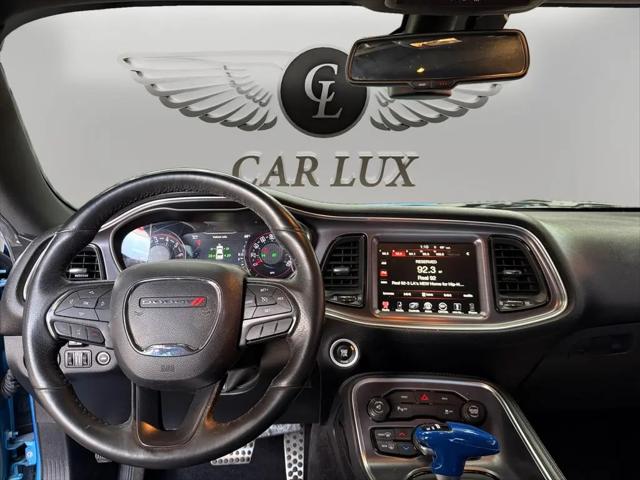 2016 Dodge Challenger SXT Plus